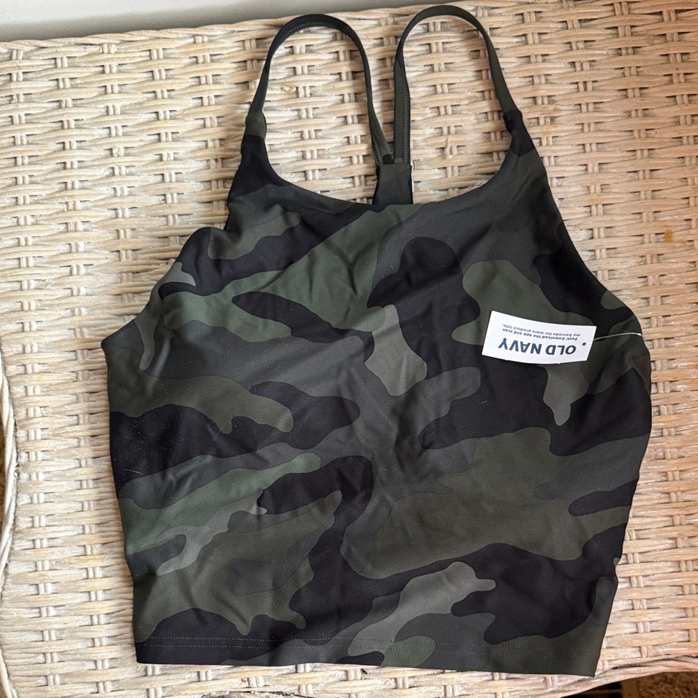 Old Navy Camouflage Sports Bra